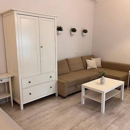 Pacsirta Apartmanhaz エゲル エクステリア 写真